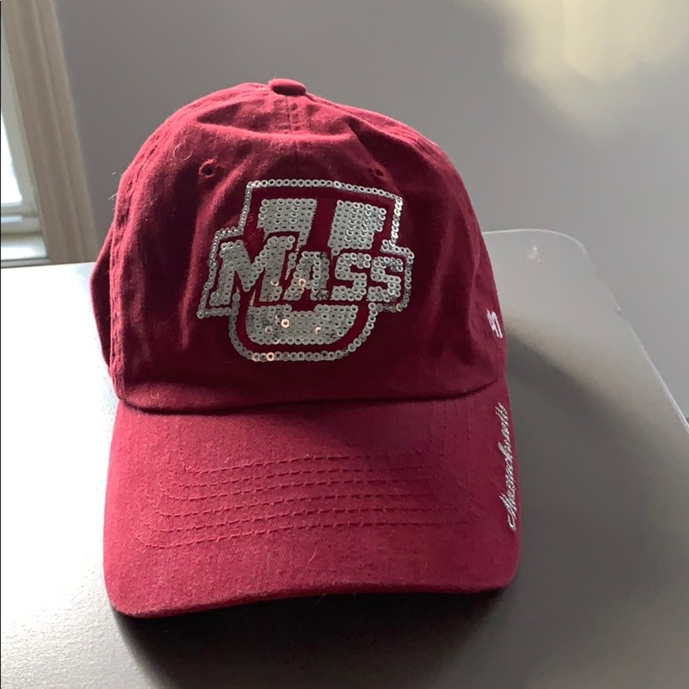 Never Worn UMass Amherst Baseball Hat Sparkly